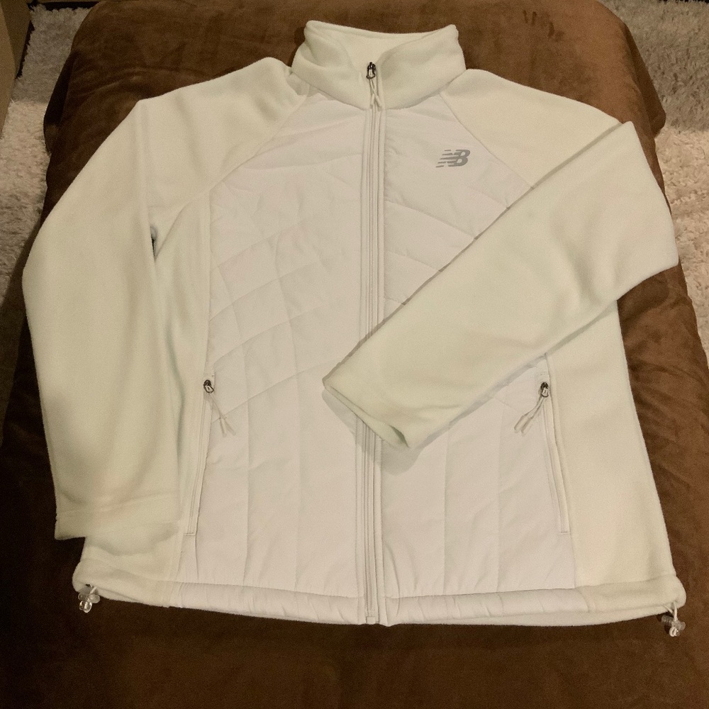 New Balance White L jacket Active Scandi Girl Alpine  Adventure Cottagecore